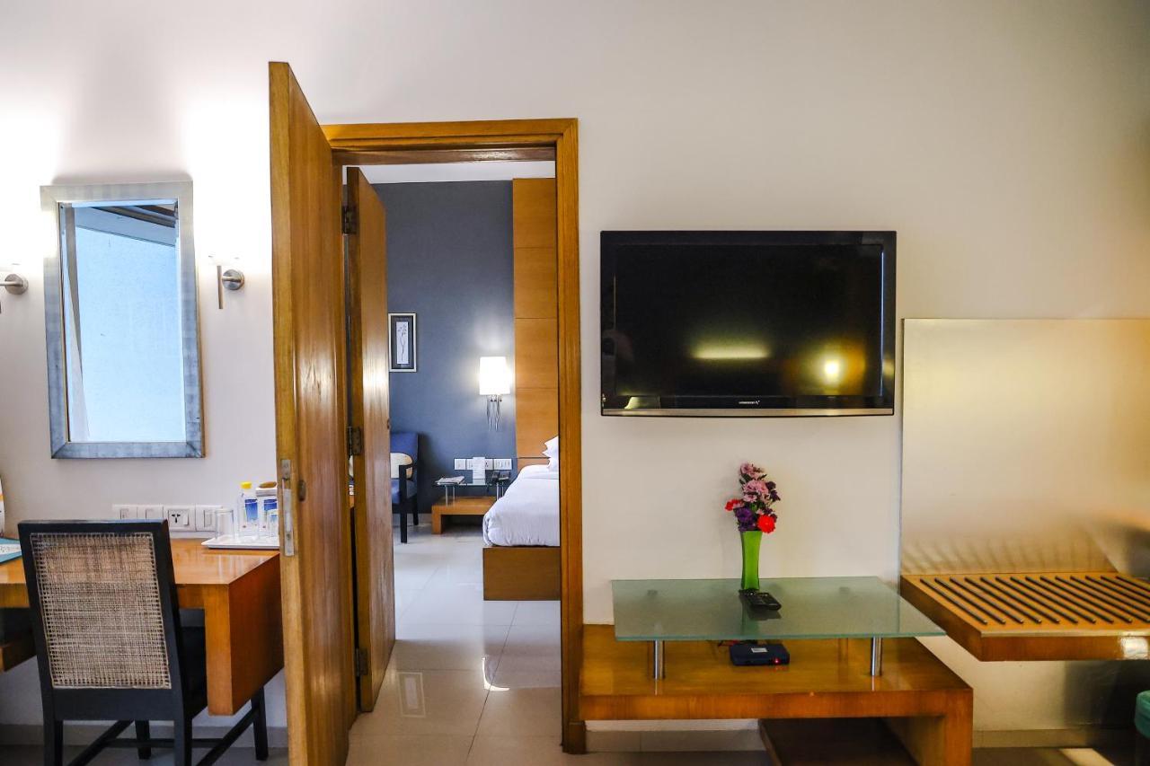 Krishna Palace Hotel Mumbai Dış mekan fotoğraf