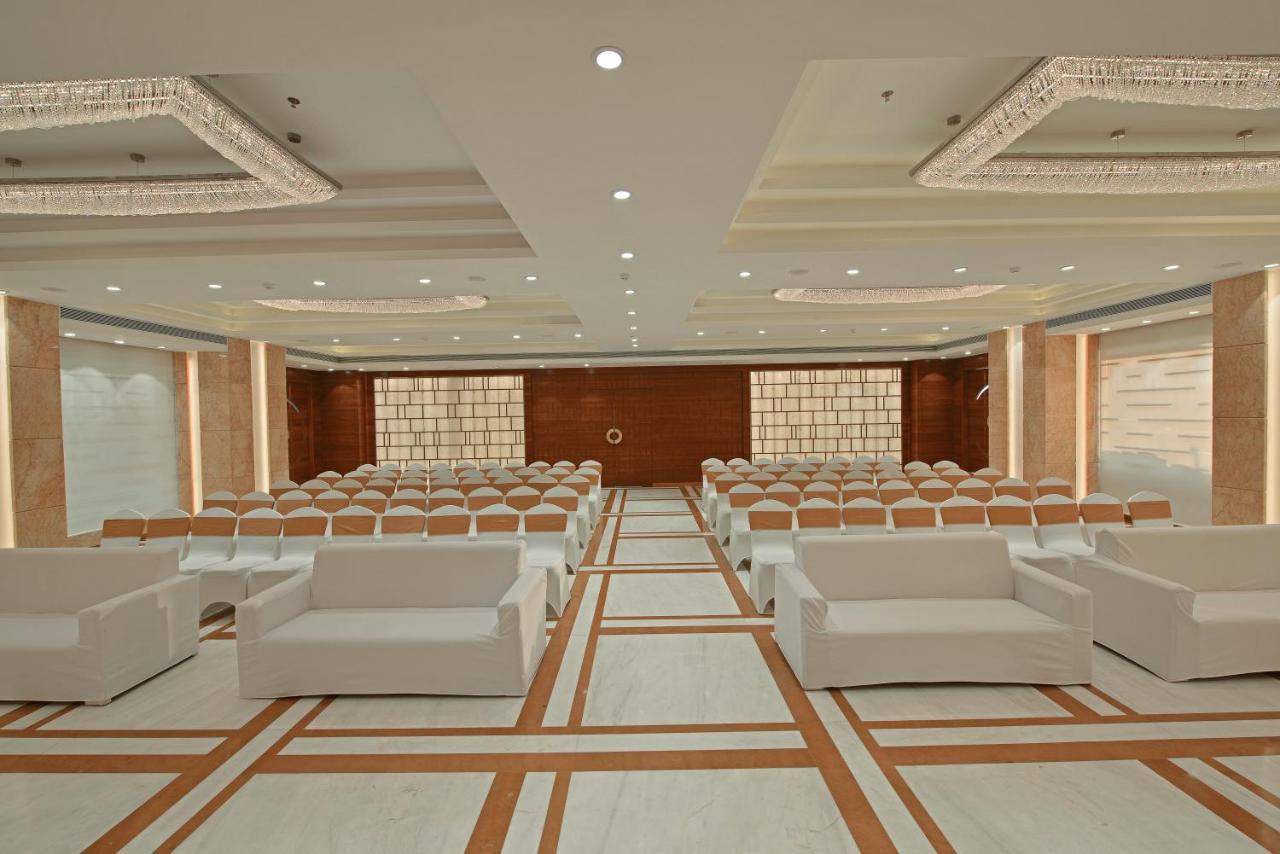 Krishna Palace Hotel Mumbai Dış mekan fotoğraf