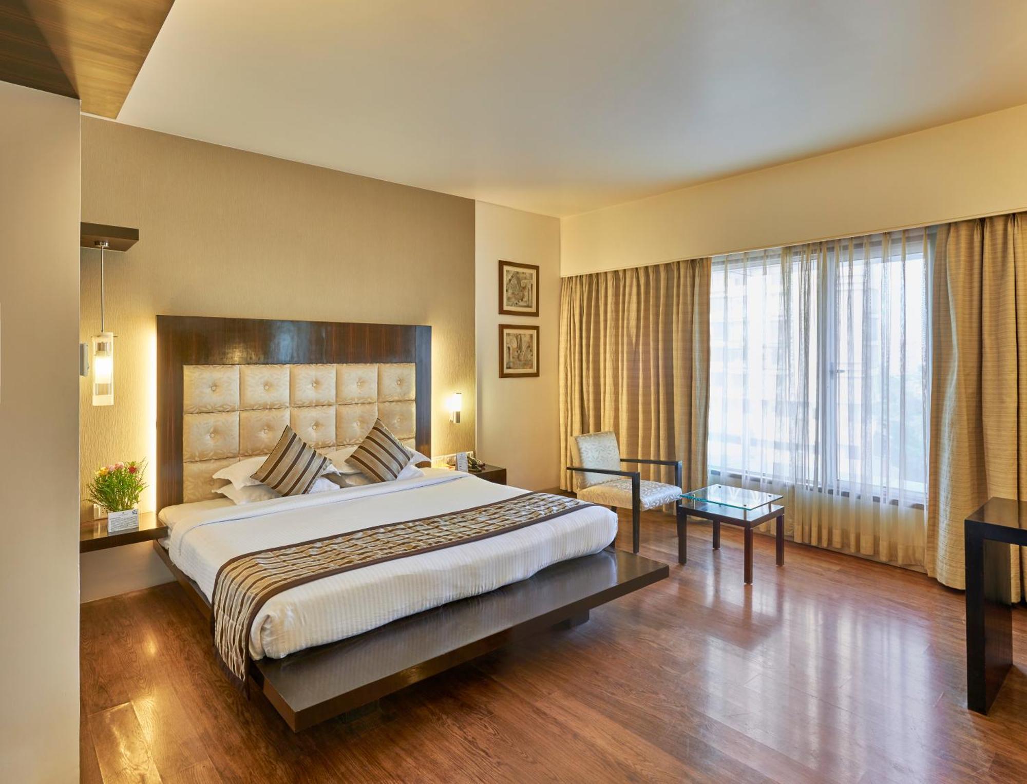 Krishna Palace Hotel Mumbai Dış mekan fotoğraf