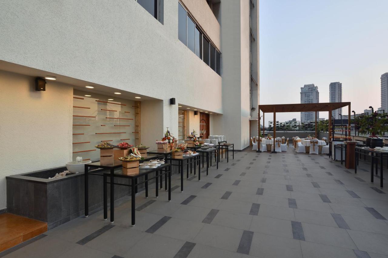 Krishna Palace Hotel Mumbai Dış mekan fotoğraf